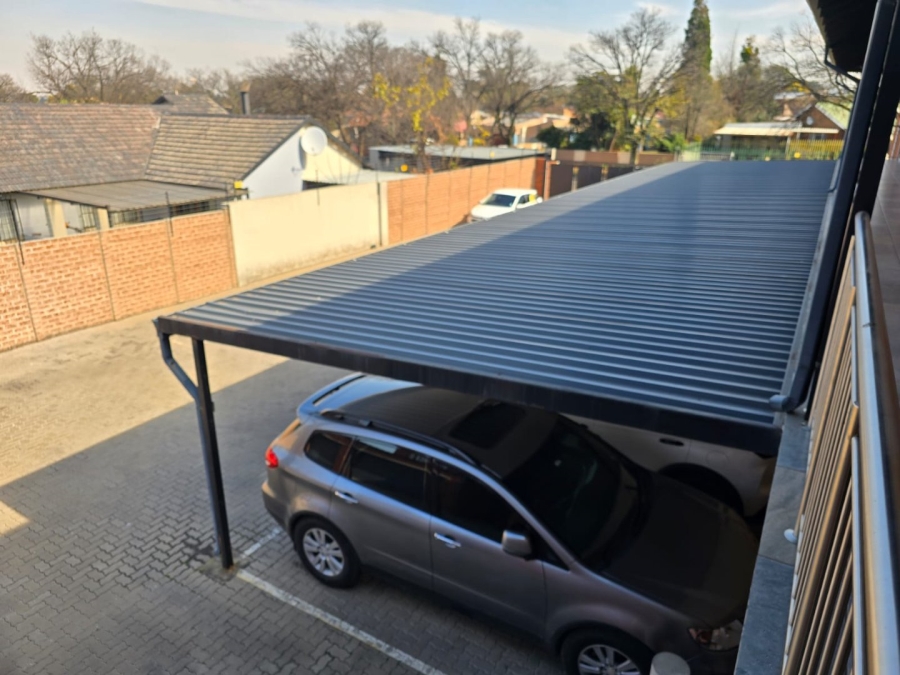 To Let 2 Bedroom Property for Rent in Beyers Park Gauteng