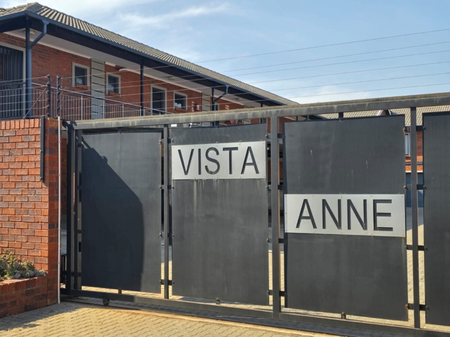 To Let 2 Bedroom Property for Rent in Beyers Park Gauteng
