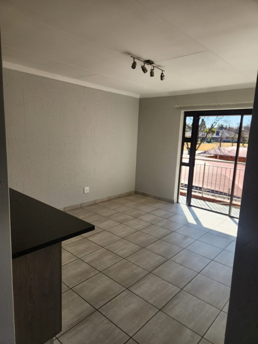 To Let 2 Bedroom Property for Rent in Beyers Park Gauteng