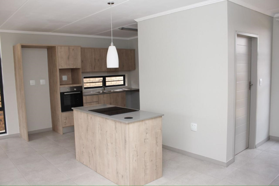 3 Bedroom Property for Sale in Rooihuiskraal North Gauteng