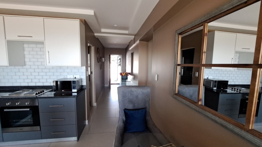To Let 2 Bedroom Property for Rent in Primrose Hill Gauteng
