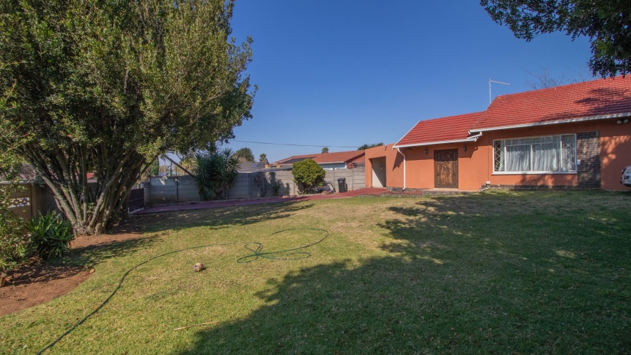 3 Bedroom Property for Sale in Bonaero Park Gauteng