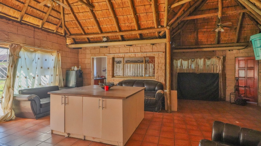 3 Bedroom Property for Sale in Bonaero Park Gauteng