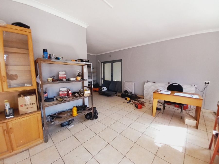 3 Bedroom Property for Sale in Edenvale Central Gauteng