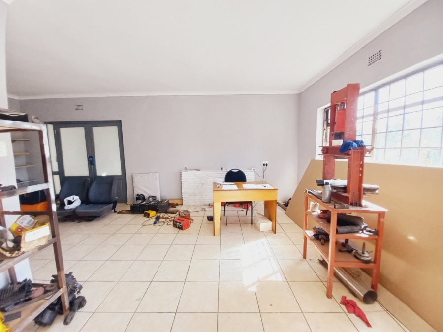 3 Bedroom Property for Sale in Edenvale Central Gauteng