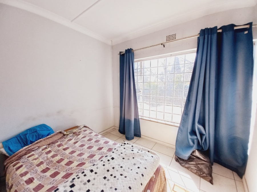3 Bedroom Property for Sale in Edenvale Central Gauteng