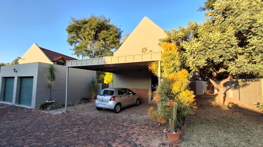 3 Bedroom Property for Sale in Equestria Gauteng