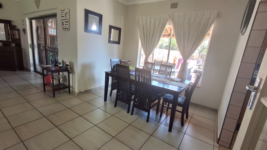 4 Bedroom Property for Sale in Sinoville Gauteng