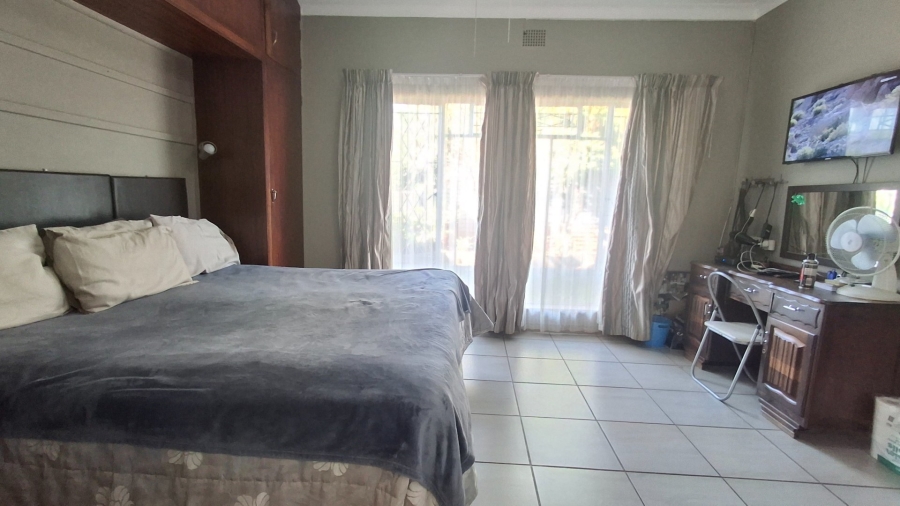 4 Bedroom Property for Sale in Sinoville Gauteng