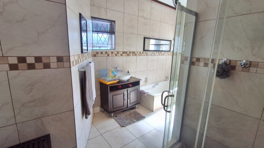 4 Bedroom Property for Sale in Sinoville Gauteng