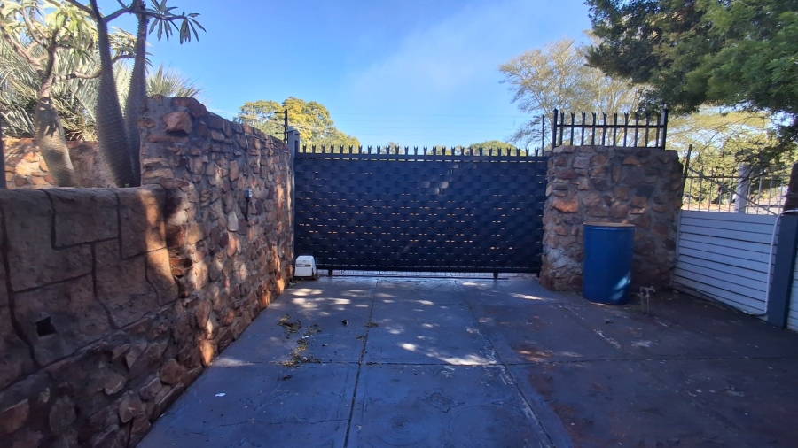 4 Bedroom Property for Sale in Sinoville Gauteng