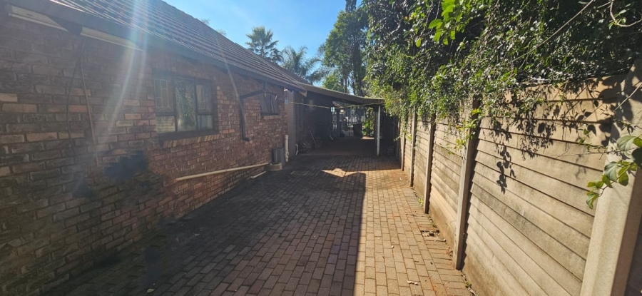 To Let 3 Bedroom Property for Rent in Lyttelton Manor Gauteng