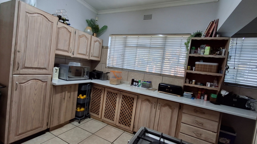 4 Bedroom Property for Sale in Sinoville Gauteng