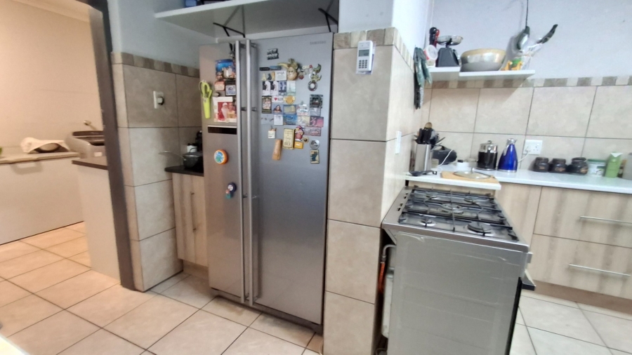 4 Bedroom Property for Sale in Sinoville Gauteng