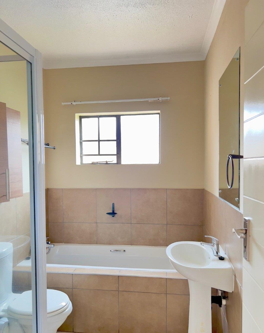 To Let 2 Bedroom Property for Rent in Sagewood Gauteng