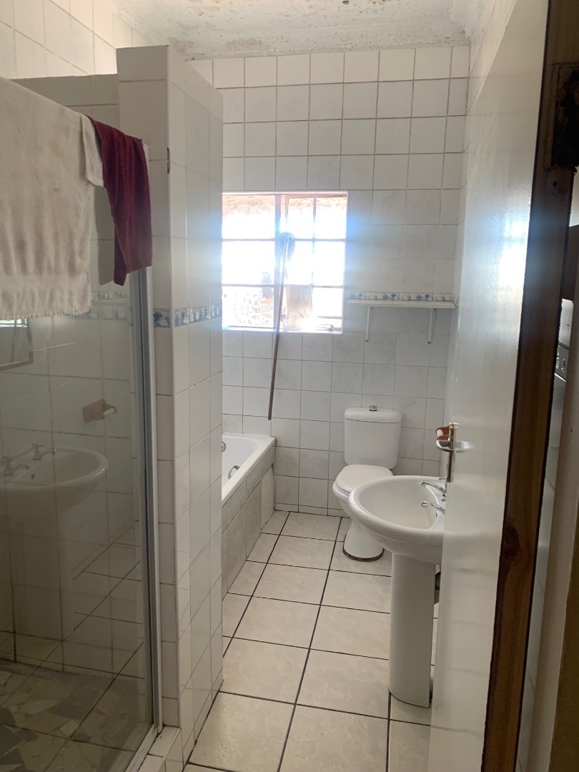 3 Bedroom Property for Sale in Rosettenville Gauteng