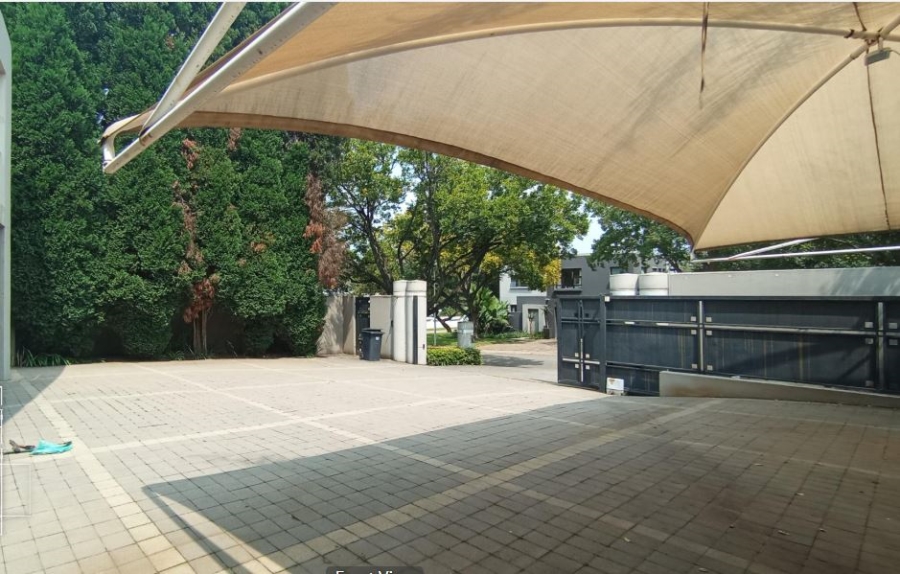 8 Bedroom Property for Sale in Kyalami Estates Gauteng