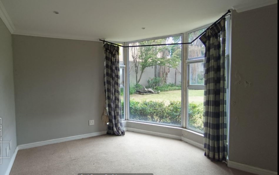8 Bedroom Property for Sale in Kyalami Estates Gauteng