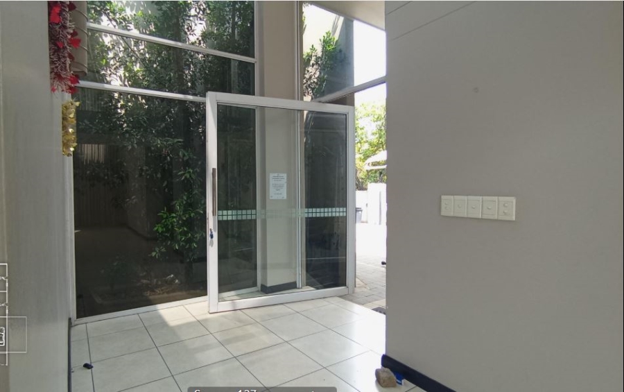 8 Bedroom Property for Sale in Kyalami Estates Gauteng