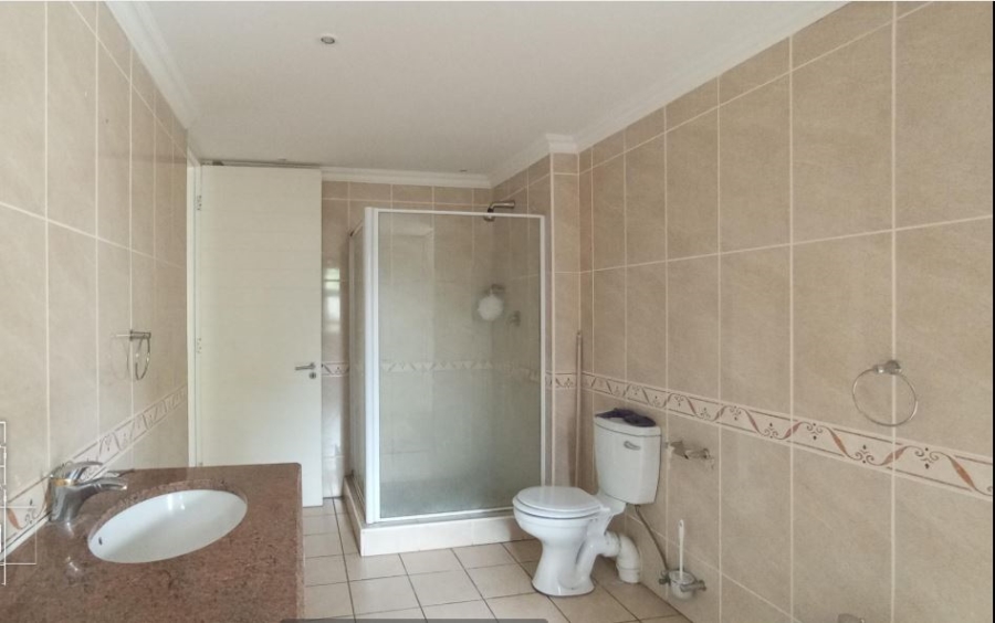 8 Bedroom Property for Sale in Kyalami Estates Gauteng