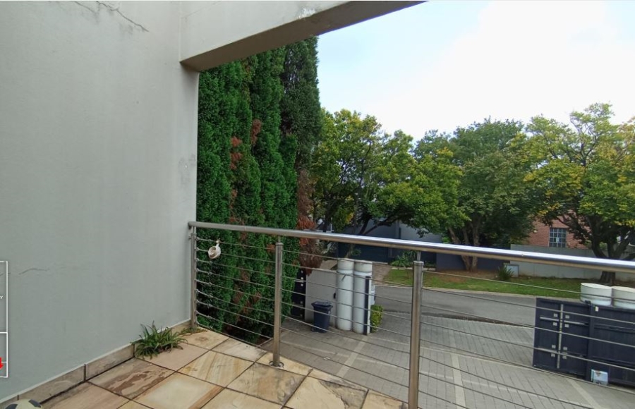 8 Bedroom Property for Sale in Kyalami Estates Gauteng