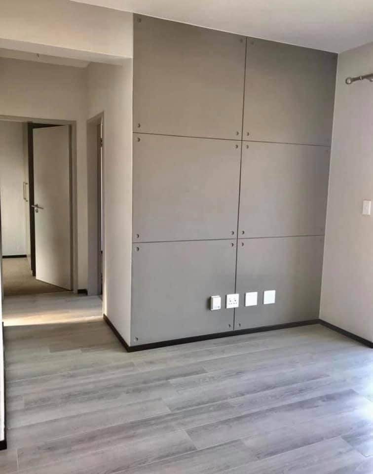 2 Bedroom Property for Sale in Broadacres Gauteng