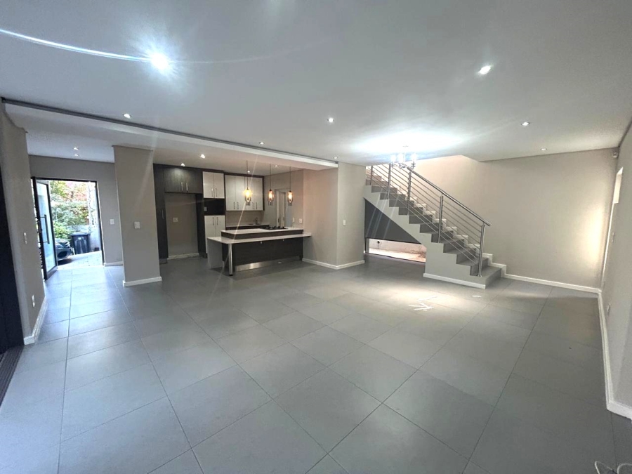 To Let 3 Bedroom Property for Rent in Craigavon Gauteng