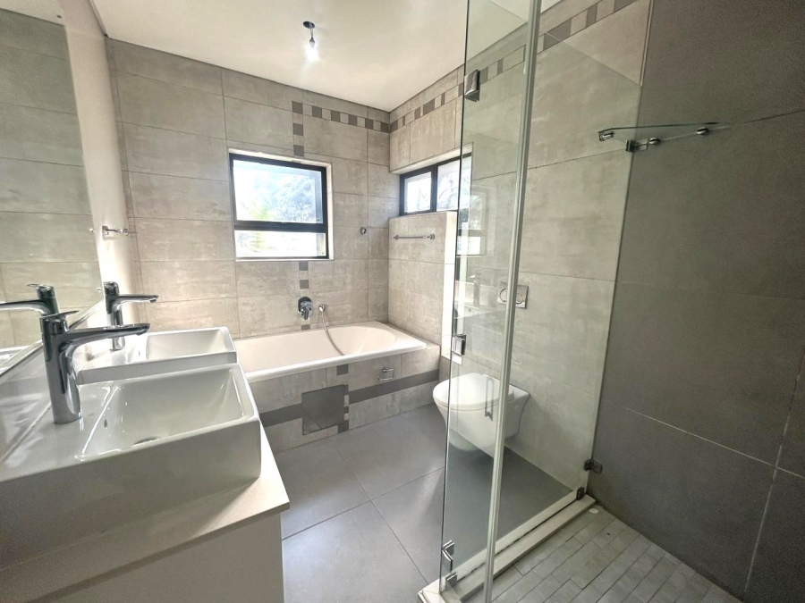 To Let 3 Bedroom Property for Rent in Craigavon Gauteng