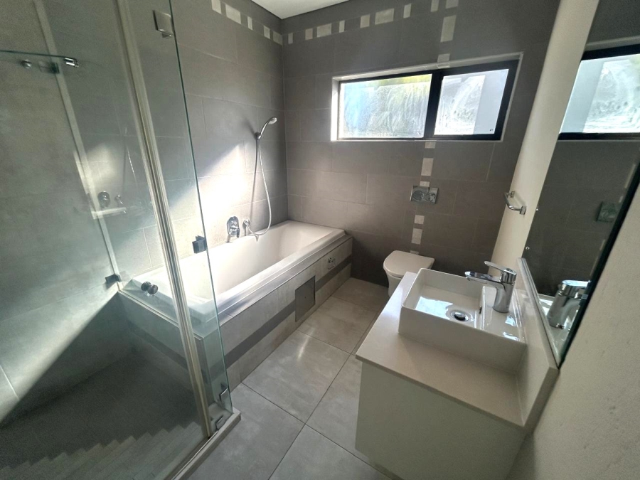 To Let 3 Bedroom Property for Rent in Craigavon Gauteng