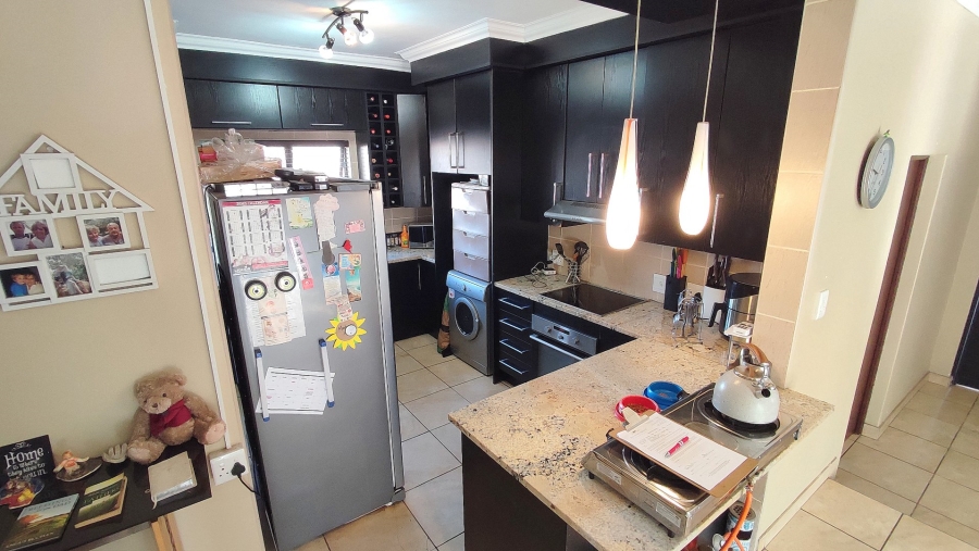 3 Bedroom Property for Sale in Amberfield Gauteng