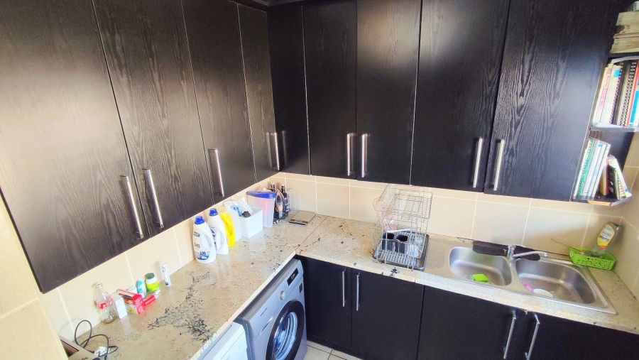 3 Bedroom Property for Sale in Amberfield Gauteng