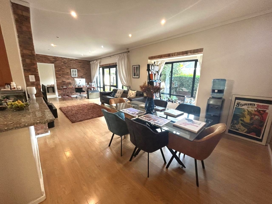 2 Bedroom Property for Sale in Morningside Gauteng