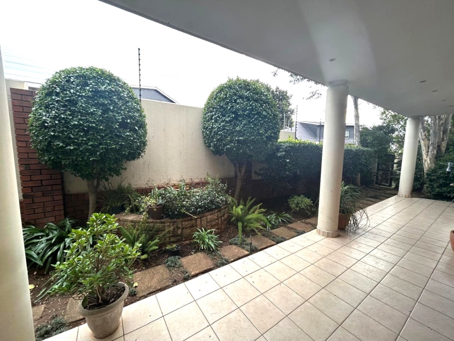 2 Bedroom Property for Sale in Morningside Gauteng