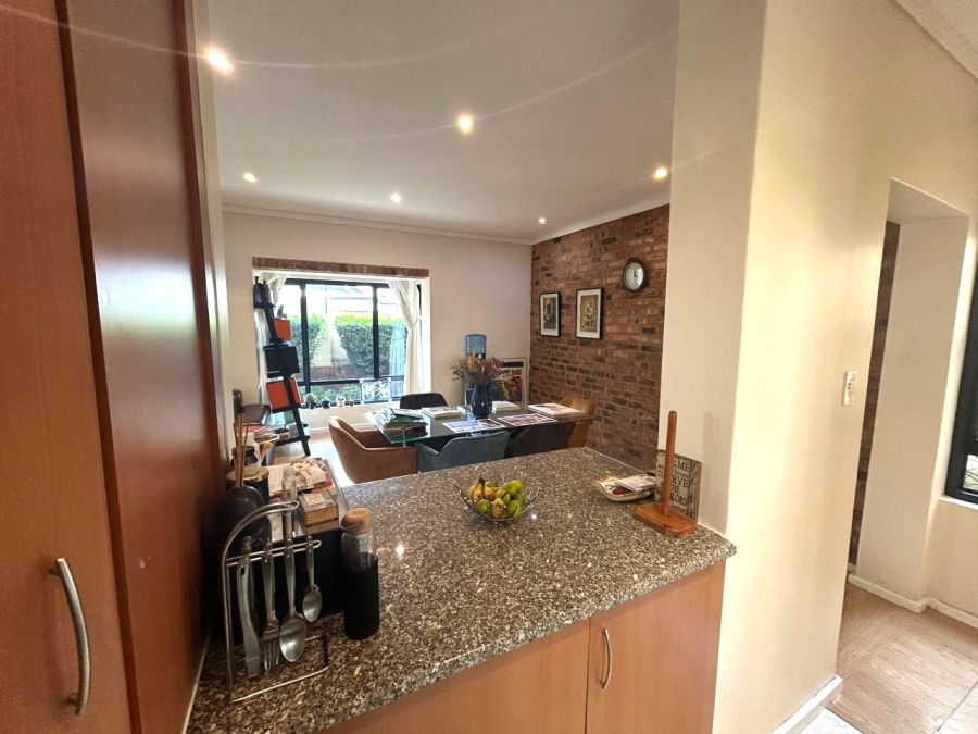 2 Bedroom Property for Sale in Morningside Gauteng