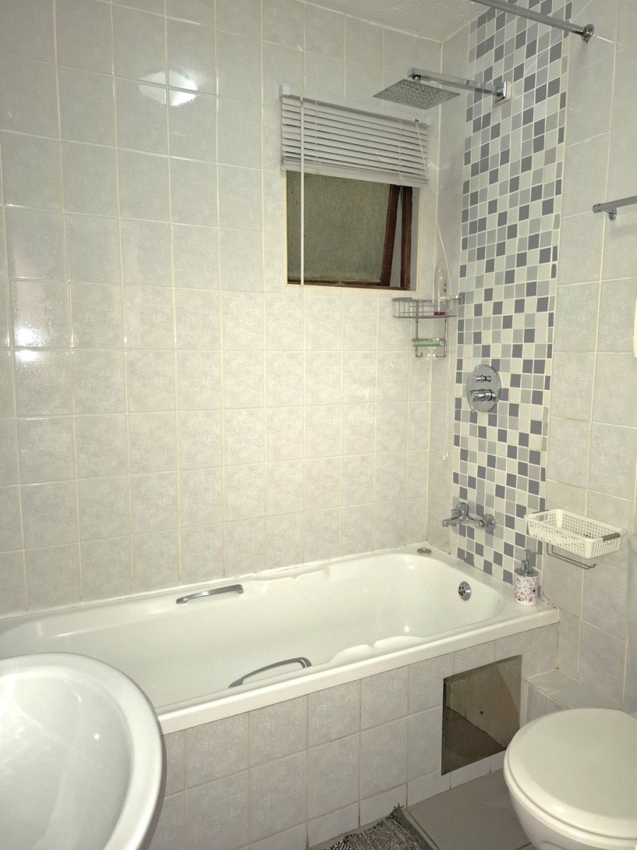 1 Bedroom Property for Sale in Sandton Central Gauteng