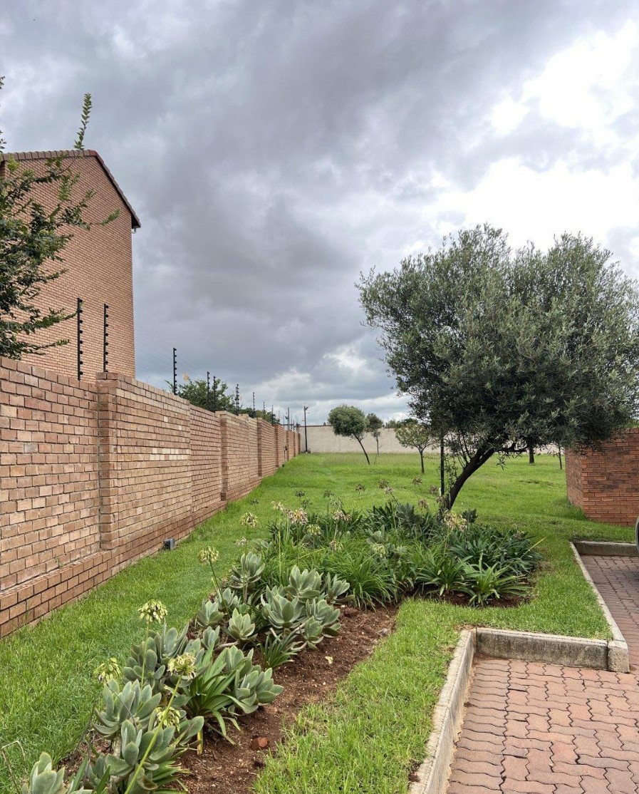 2 Bedroom Property for Sale in Sagewood Gauteng