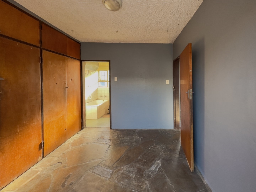  Bedroom Property for Sale in Pretoria West Gauteng