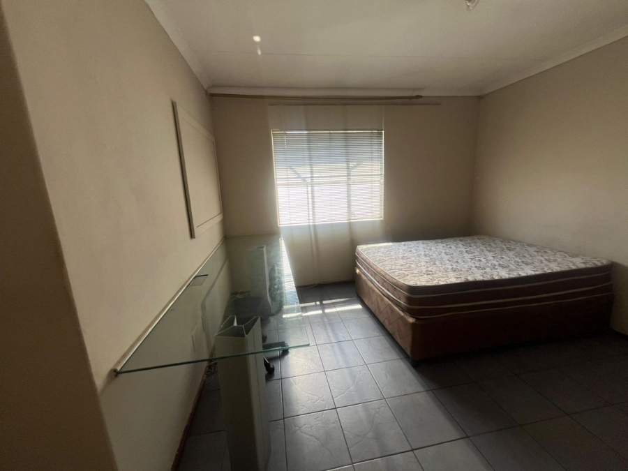 1 Bedroom Property for Sale in Hatfield Gauteng
