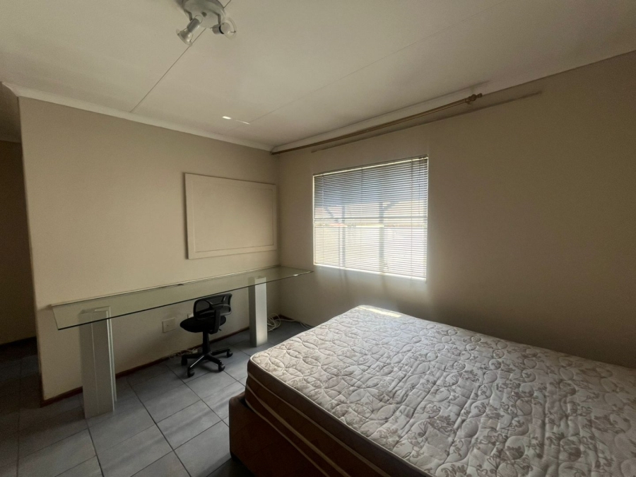 1 Bedroom Property for Sale in Hatfield Gauteng