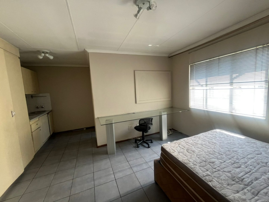 1 Bedroom Property for Sale in Hatfield Gauteng