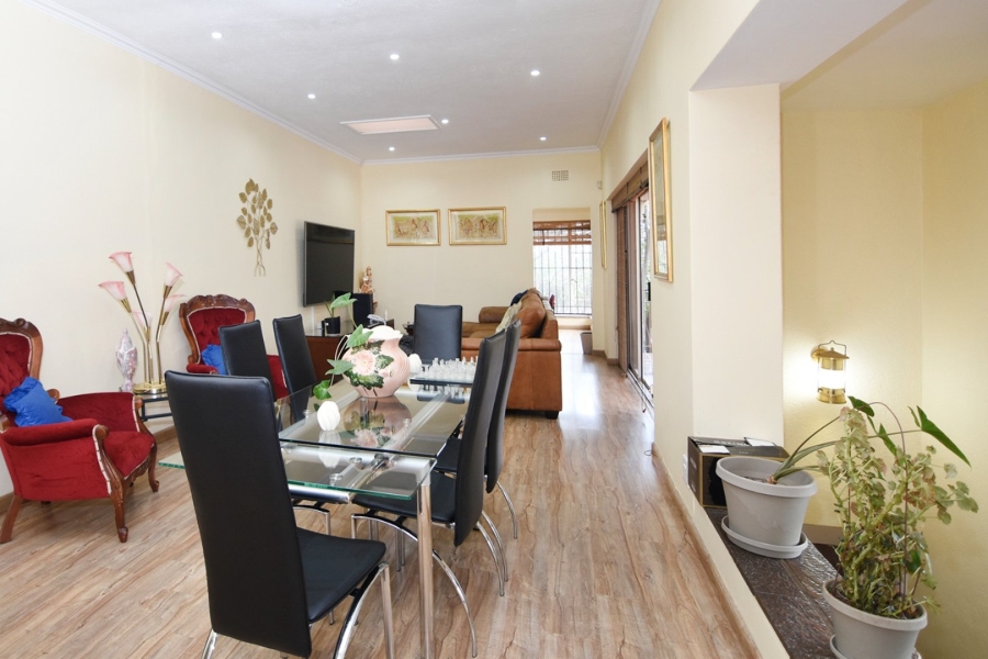 5 Bedroom Property for Sale in Bryanston Gauteng