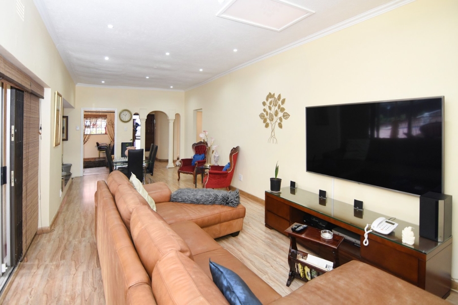 5 Bedroom Property for Sale in Bryanston Gauteng
