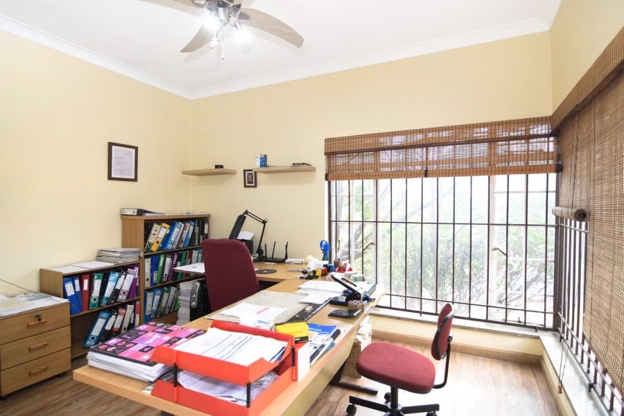 5 Bedroom Property for Sale in Bryanston Gauteng