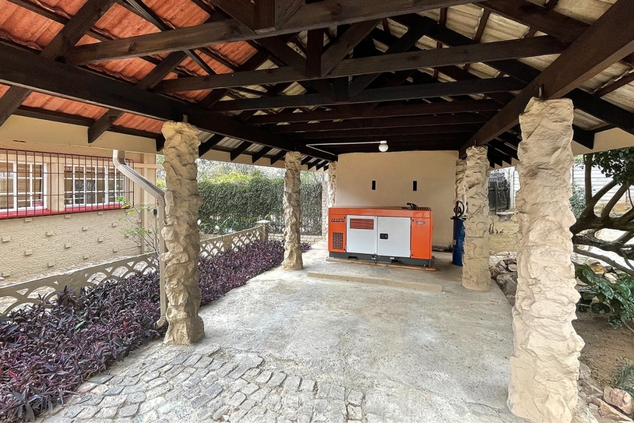 5 Bedroom Property for Sale in Bryanston Gauteng