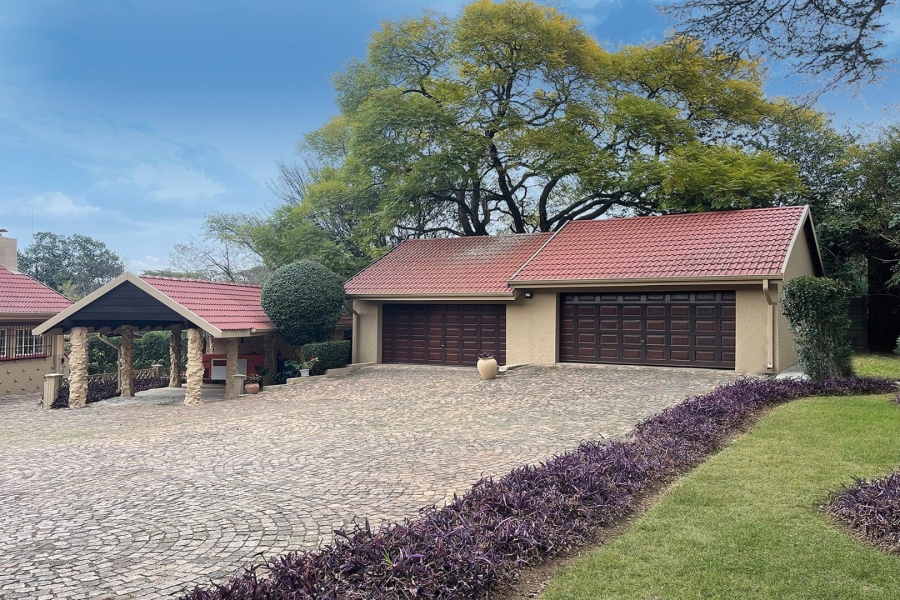 5 Bedroom Property for Sale in Bryanston Gauteng