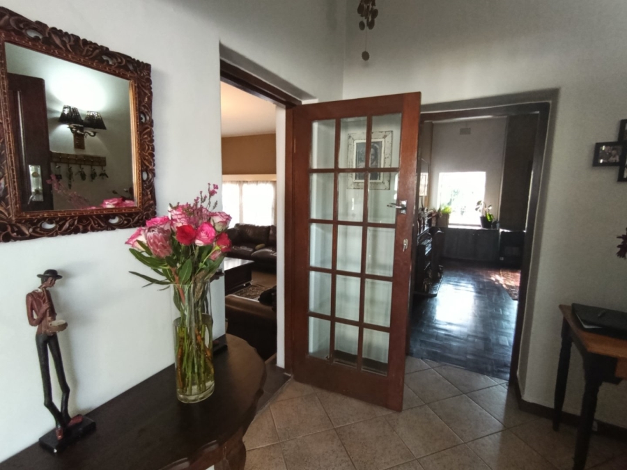 To Let 4 Bedroom Property for Rent in Highlands North Gauteng