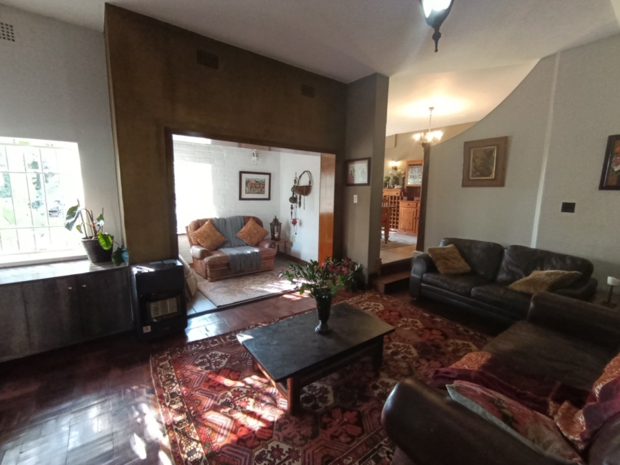 To Let 4 Bedroom Property for Rent in Highlands North Gauteng