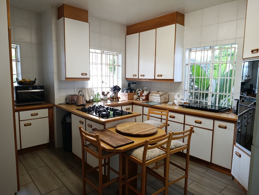 To Let 4 Bedroom Property for Rent in Highlands North Gauteng