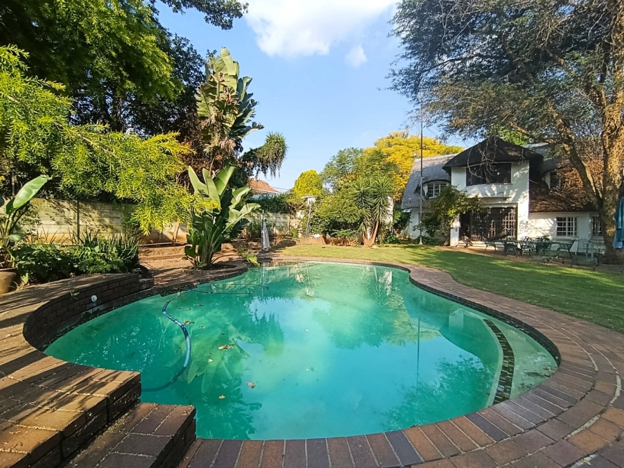 To Let 4 Bedroom Property for Rent in Highlands North Gauteng