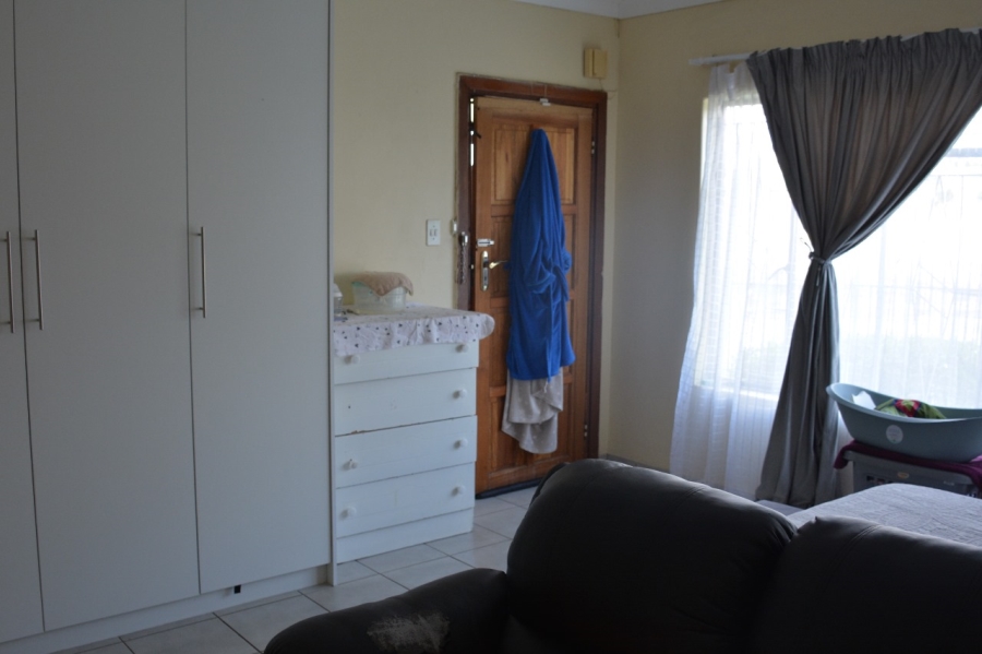 4 Bedroom Property for Sale in Quellerie Park Gauteng